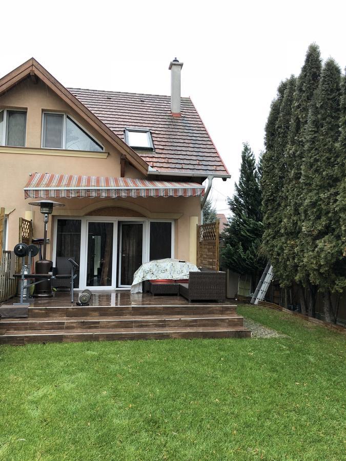 Vml Premium Apartman Mosonmagyaróvár Extérieur photo