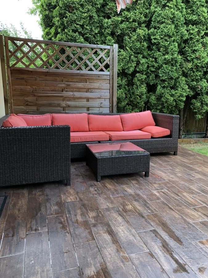 Vml Premium Apartman Mosonmagyaróvár Extérieur photo